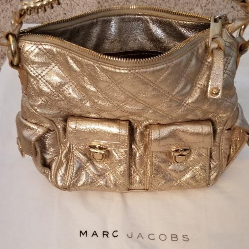 Gorgeous Marc Jacobs Metallic Gold Leather Handbag